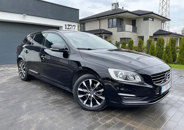 volvo mazowieckie Volvo V60 cena 39900 przebieg: 276000, rok produkcji 2017 z Płock